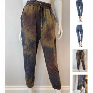 Ariella tie dye joggers size small